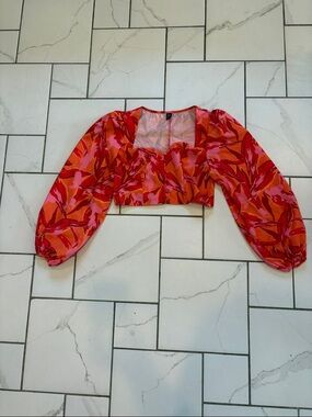 SHEIN Red & Pink Tropical Puff-Sleeve Crop Top - LIKE NEW - Sz L (8/10)